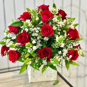 Red rose bouquet