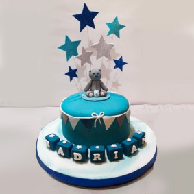 Teddy with stars cake